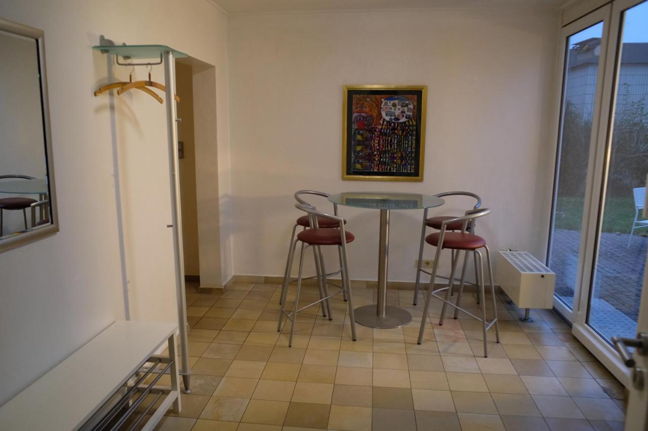 Ruhiges Haus Mit Privatem Garten Halstenbek Exterior foto